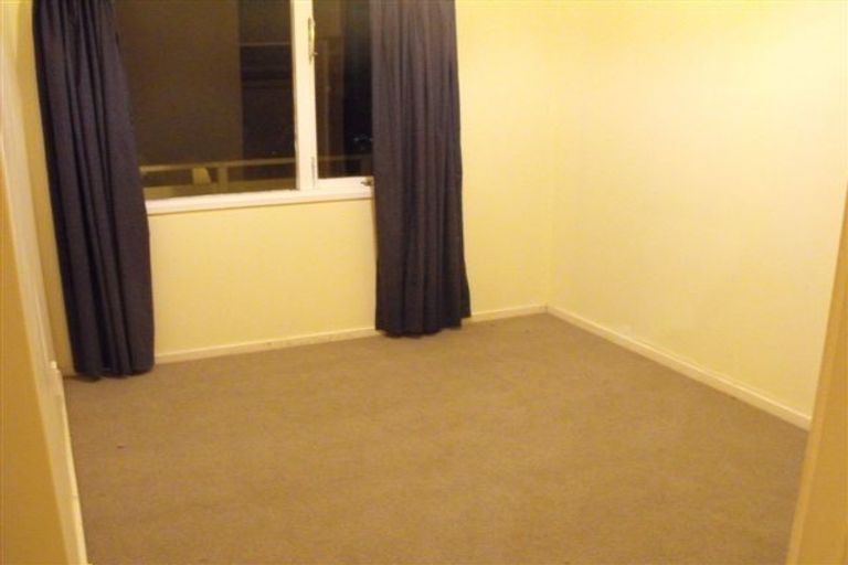 Photo of property in 2/18 Thurleigh Grove, Karori, Wellington, 6012