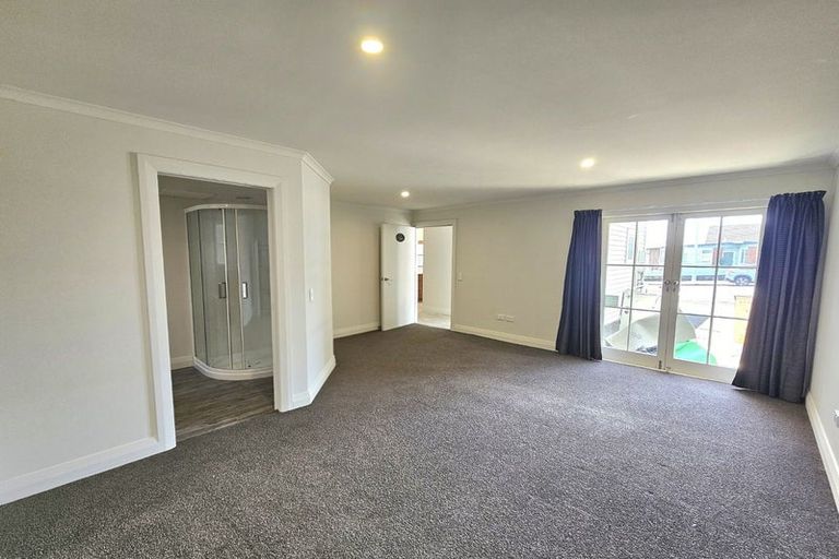 Photo of property in 512 Devon Street East, Strandon, New Plymouth, 4312