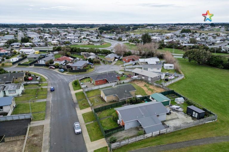 Photo of property in 54 Dunbeath Crescent, Kew, Invercargill, 9812