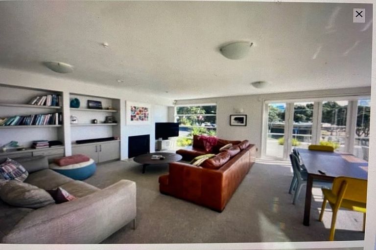 Photo of property in 17a The Strand, Takapuna, Auckland, 0622
