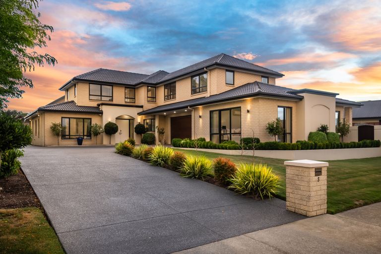 Photo of property in 5 Ruby Avenue, Northwood, Christchurch, 8051