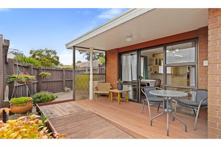 Photo of property in 4 Limburg Lane, Spreydon, Christchurch, 8024