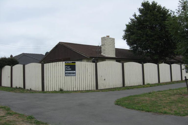 Photo of property in 18 Newnham Terrace, Upper Riccarton, Christchurch, 8041
