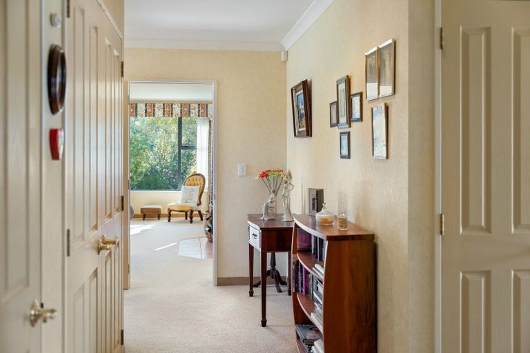 Photo of property in 5 Tararua Crescent, Otaki, 5512