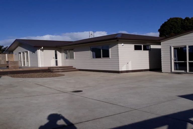 Photo of property in 9b Sandspit Road, Waiuku, 2123