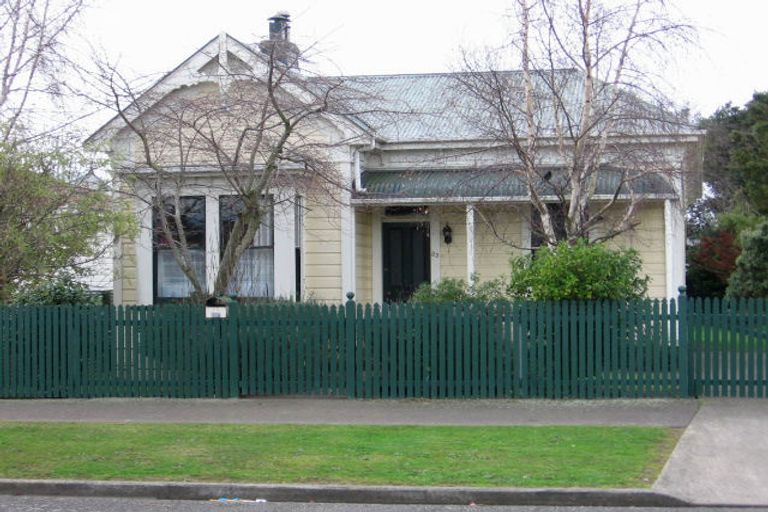 Photo of property in 23 Lombard Street, Palmerston North, 4410