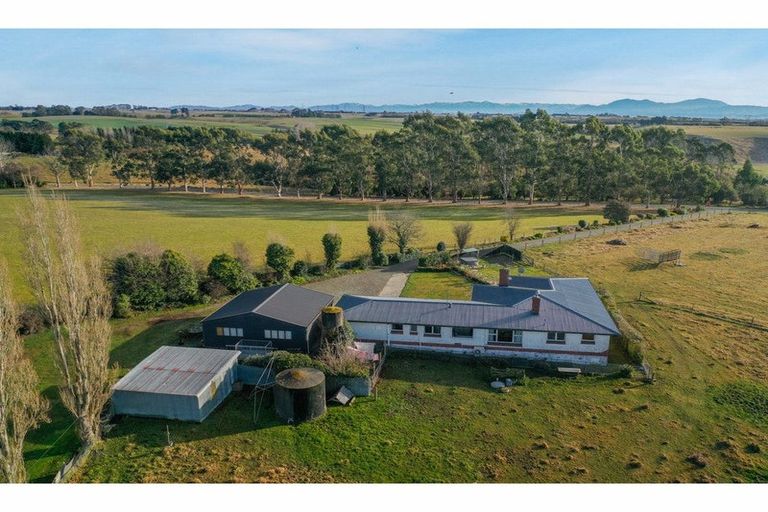 Photo of property in 172 Claremont Road, Otipua Creek, Timaru, 7974
