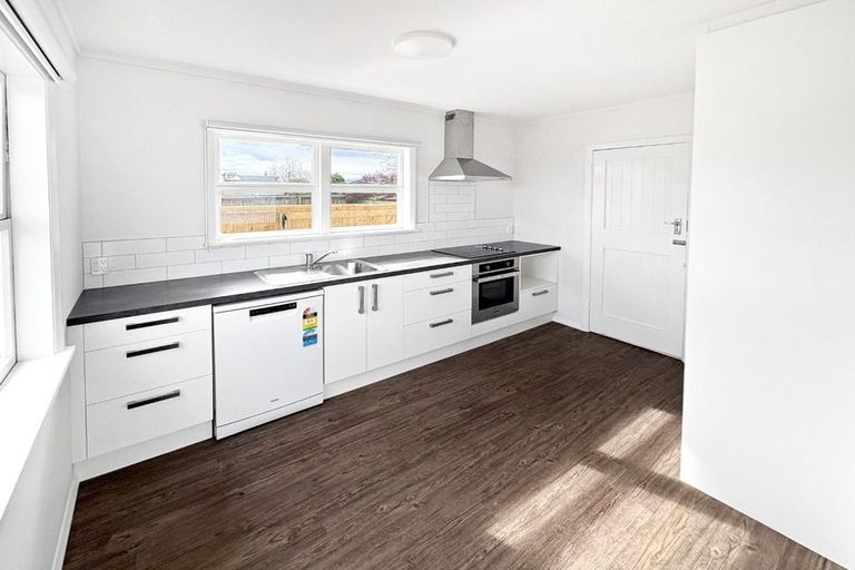 Photo of property in 29 Bledisloe Street, Levin, 5510