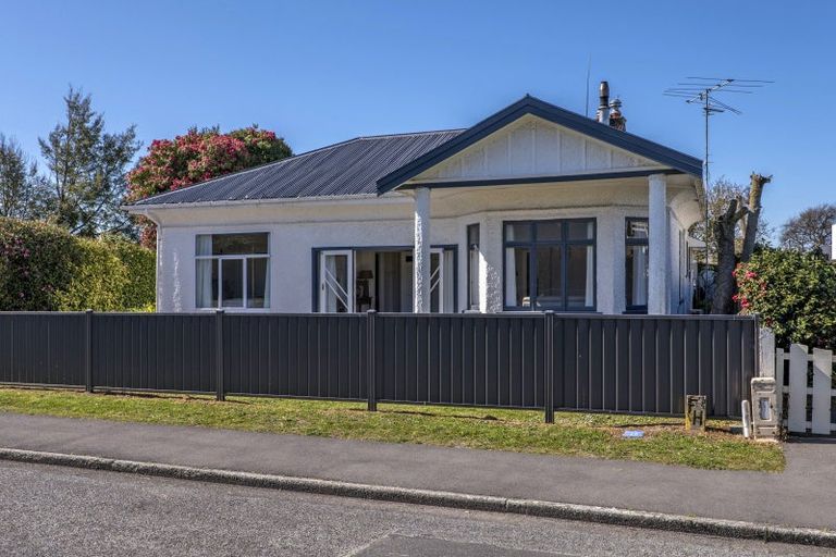 Photo of property in 28 Cameron Street, Ashburton, 7700