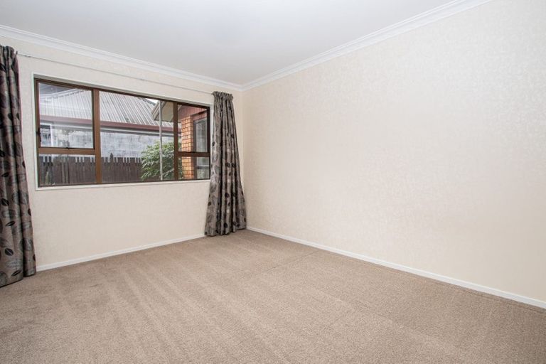 Photo of property in 124 Grey Street, Cambridge, 3434