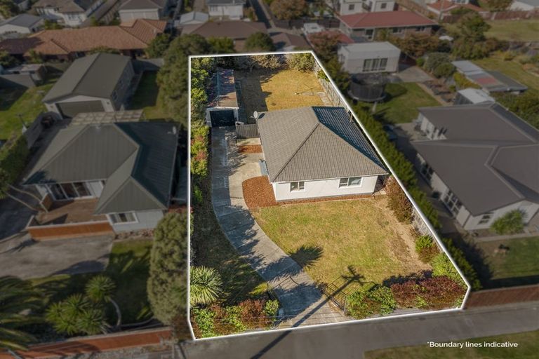 Photo of property in 30 Willryan Avenue, New Brighton, Christchurch, 8083