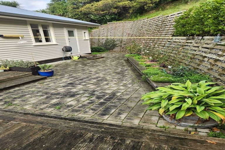 Photo of property in 36 Aratoro Place, Mount Pleasant, Christchurch, 8081