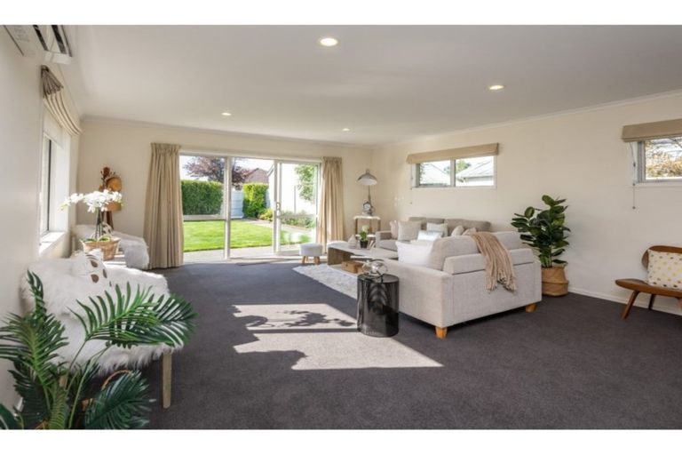 Photo of property in 32 Edgeware Road, St Albans, Christchurch, 8014