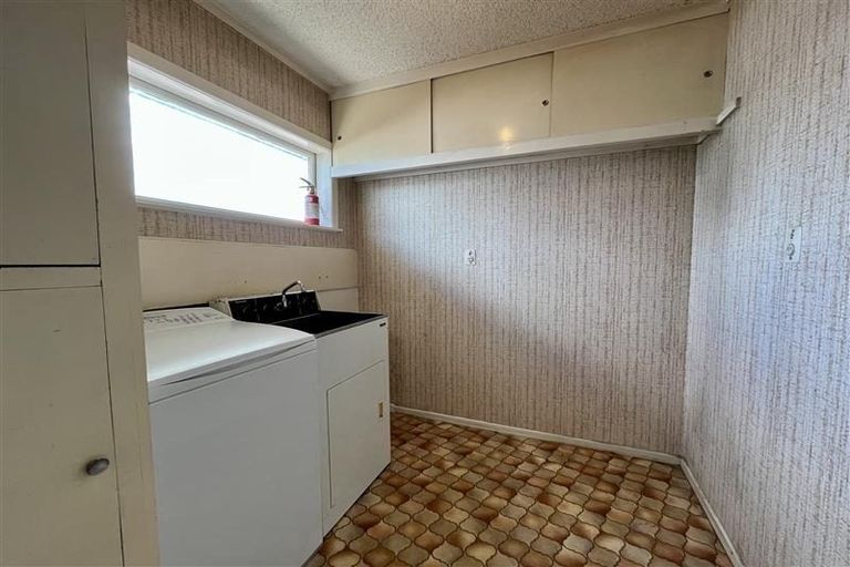 Photo of property in 20 Eddowes Street, Manurewa, Auckland, 2102