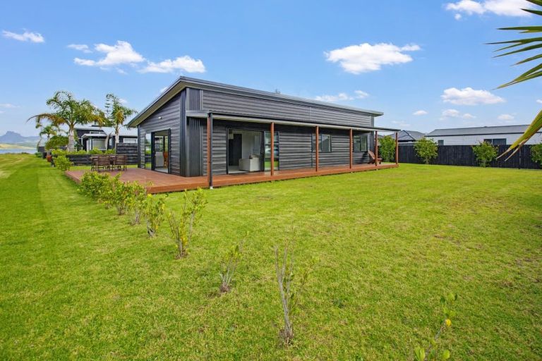 Photo of property in 101 Kelly Jade Avenue, Matarangi, Whitianga, 3592