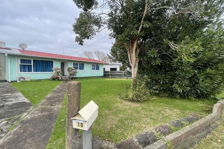 Photo of property in 10 Celia Place, Mangere East, Auckland, 2024