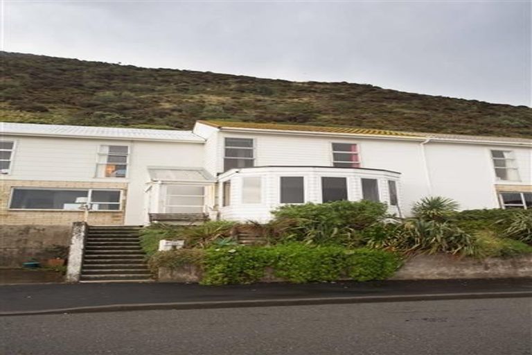Photo of property in 106f3 Owhiro Bay Parade, Owhiro Bay, Wellington, 6023