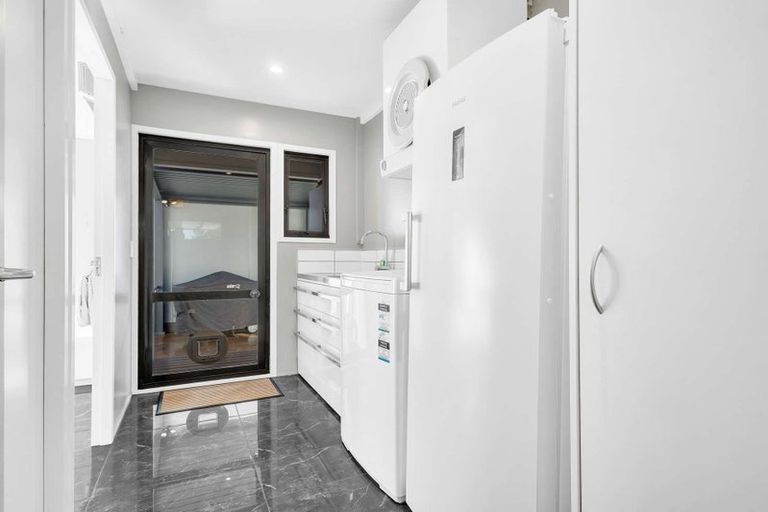 Photo of property in 37 Hikanui Drive, Havelock North, 4130