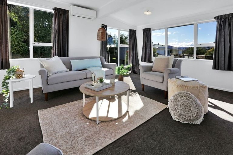 Photo of property in 18 Thimble Lane, Whitby, Porirua, 5024