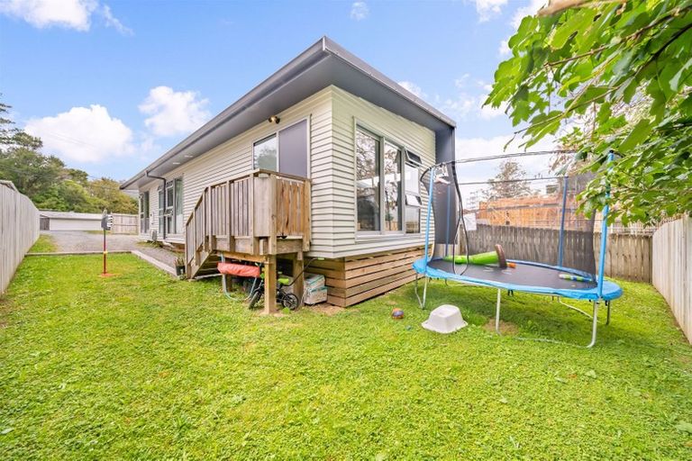 Photo of property in 2/1 Hair Street, Wainuiomata, Lower Hutt, 5014
