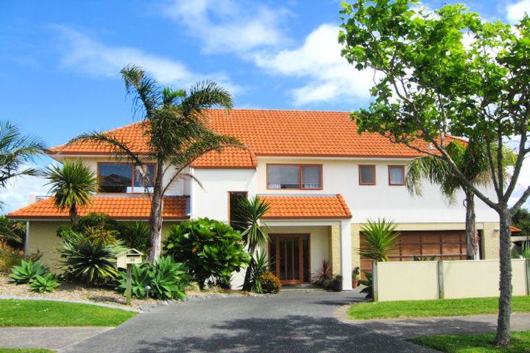 Photo of property in 30 Voyager Drive, Gulf Harbour, Whangaparaoa, 0930