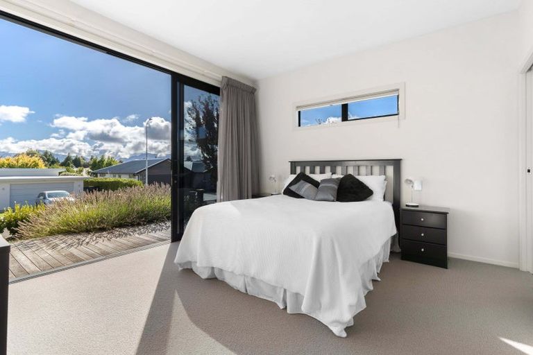 Photo of property in 7 Daniels Terrace, Wanaka, 9305