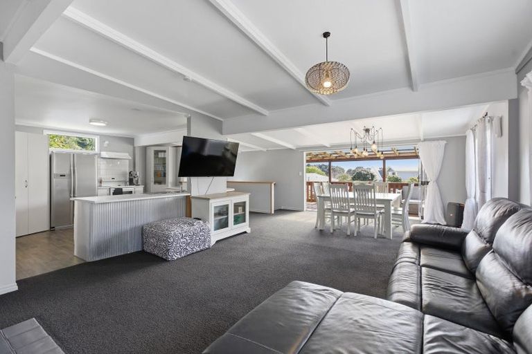 Photo of property in 49 Ngakoti Street, Urenui, 4375