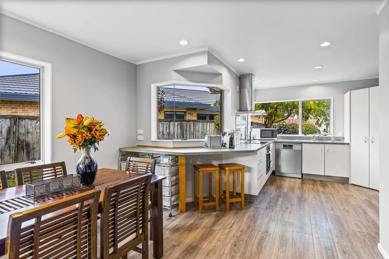 Photo of property in 20 Sunburst Court, Paraparaumu Beach, Paraparaumu, 5032