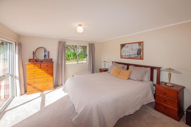 Photo of property in 7 Waterford Drive, Churton Park, Wellington, 6037
