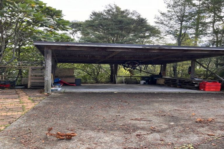 Photo of property in 53a Onedin Place, Titirangi, Auckland, 0604