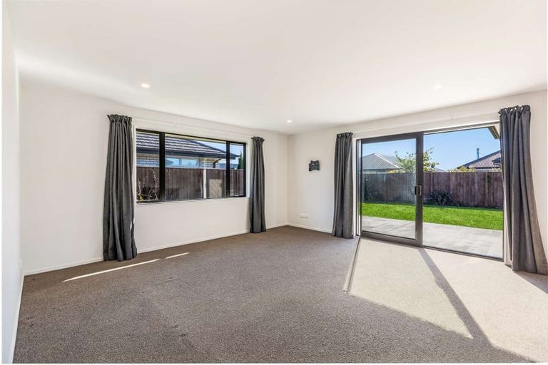 Photo of property in 45 Minerva Crescent, Woodend, 7610