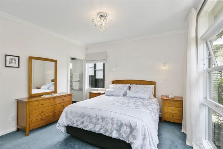 Photo of property in 20 Rama Crescent, Khandallah, Wellington, 6035