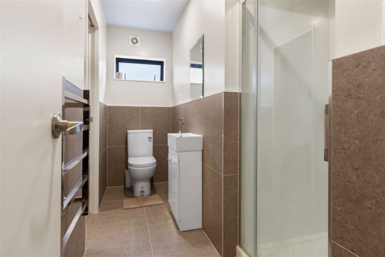 Photo of property in 54b Cambridge Terrace, Papatoetoe, Auckland, 2025