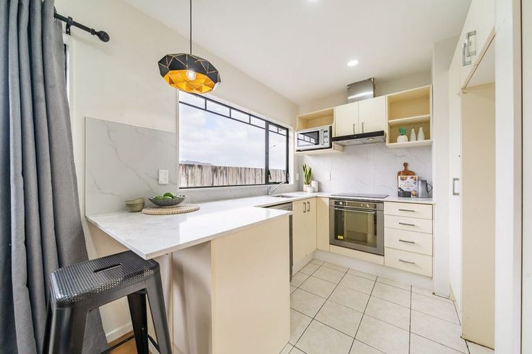 Photo of property in 288 Grounsell Crescent, Belmont, Lower Hutt, 5010