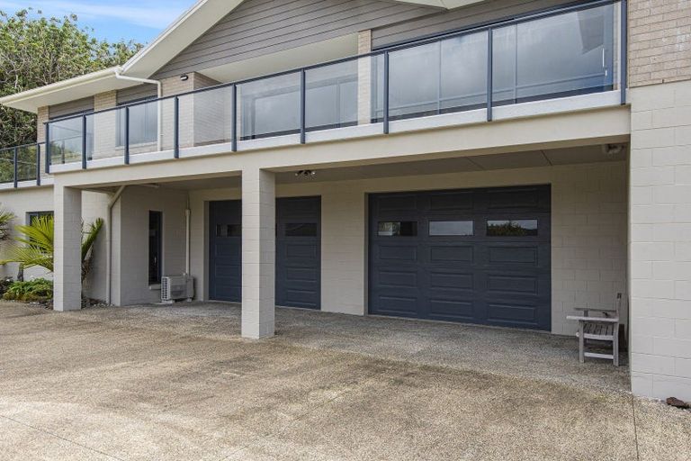 Photo of property in 42 Tongatu Road, Ngunguru, Whangarei, 0173