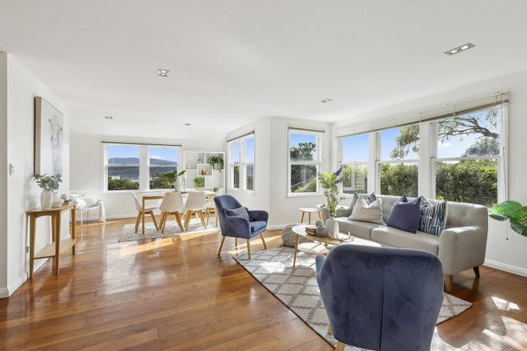 Photo of property in 19 Sidlaw Street, Strathmore Park, Wellington, 6022