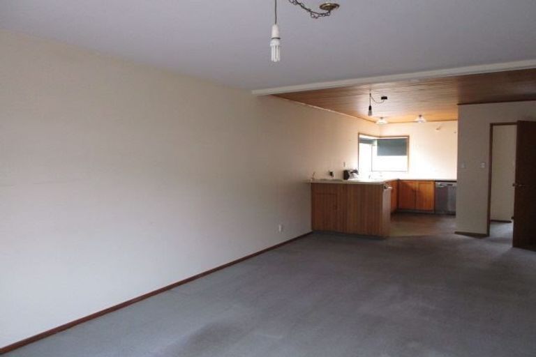 Photo of property in 49 Searells Road, Strowan, Christchurch, 8052