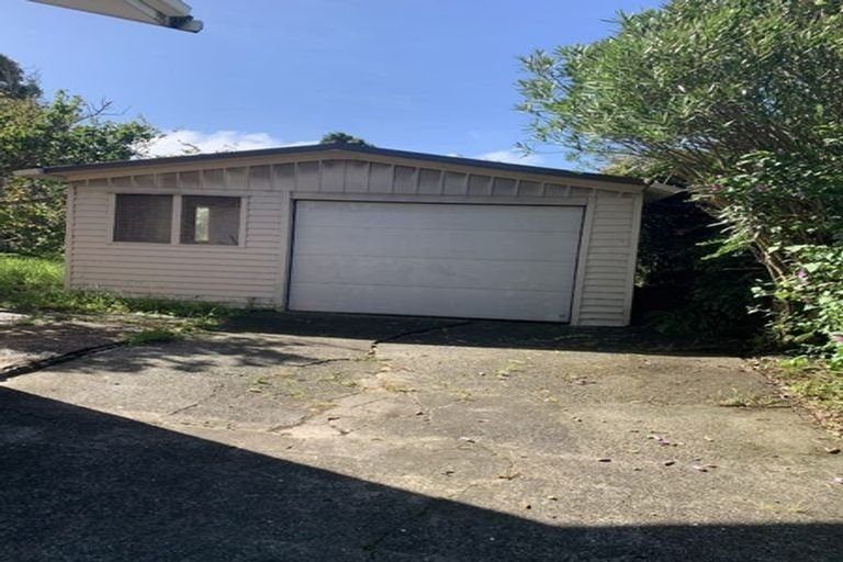 Photo of property in 13 Cockayne Crescent, Sunnynook, Auckland, 0620