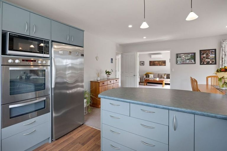 Photo of property in 61 Grimseys Road, Redwood, Christchurch, 8051