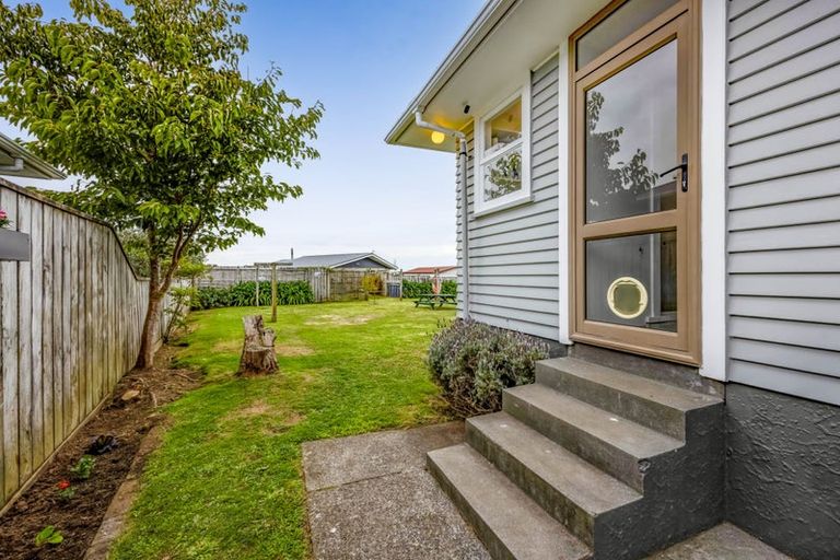 Photo of property in 33 Belair Avenue, Blagdon, New Plymouth, 4310