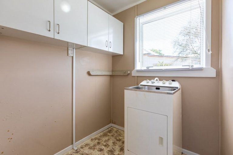 Photo of property in 46 Ross Street, Woodville, 4920