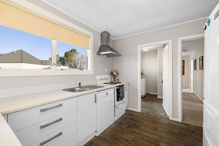 Photo of property in 42 Aintree Street, Bishopdale, Christchurch, 8051