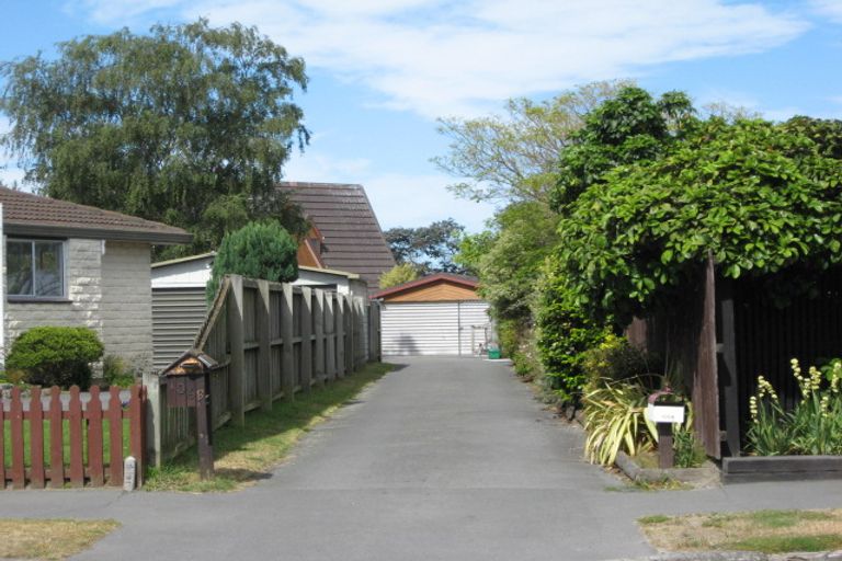 Photo of property in 106a Royal Park Drive, Parklands, Christchurch, 8083