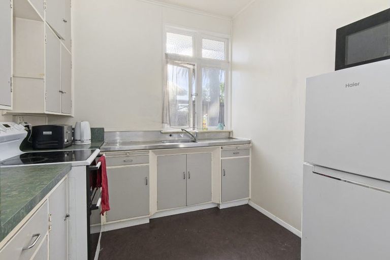 Photo of property in 14 Bolton Street, Petone, Lower Hutt, 5012