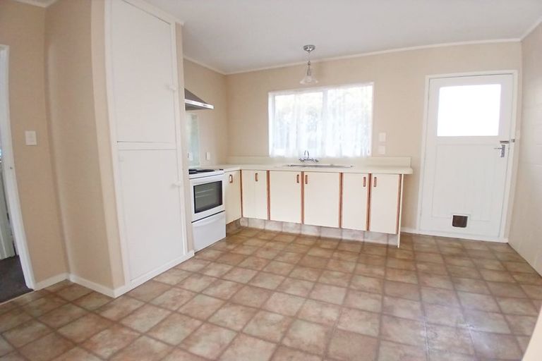Photo of property in 100a Broderick Road, Johnsonville, Wellington, 6037