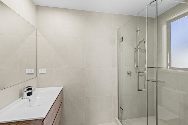 Photo of property in 9 Mcgibbon Lane, Jacks Point, 9371