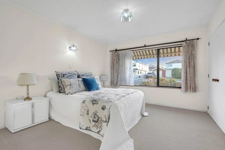Photo of property in 8 Dreadon Avenue, Papatoetoe, Auckland, 2025