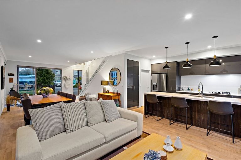 Photo of property in 19 Spotted Dove Road, Hobsonville, Auckland, 0616