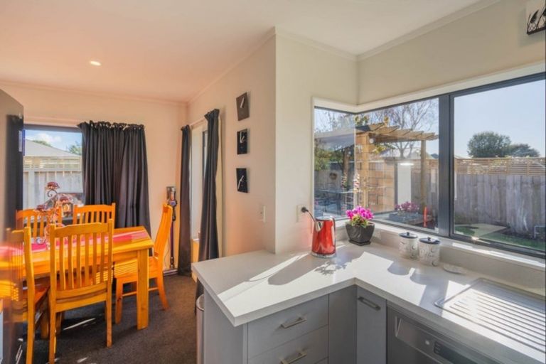 Photo of property in 47 Makarini Street, Paraparaumu, 5032