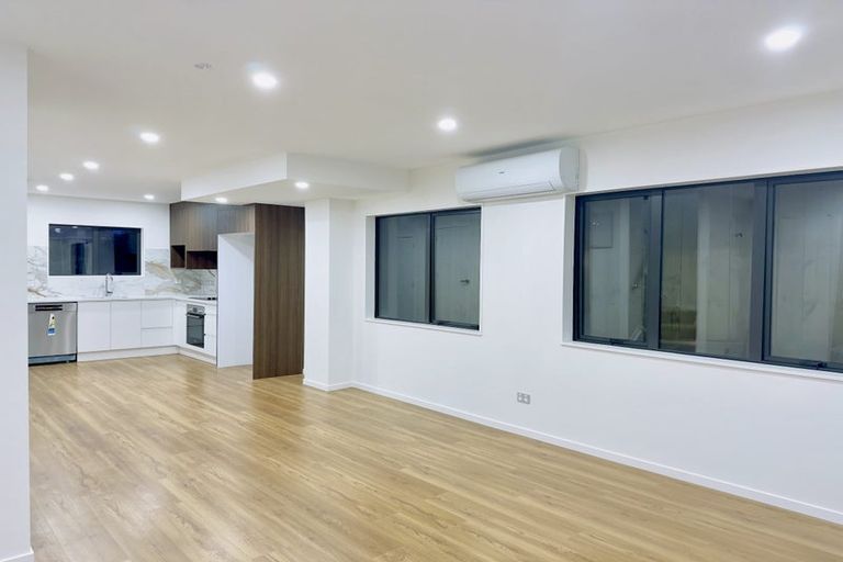 Photo of property in 54b Parker Avenue, New Lynn, Auckland, 0600